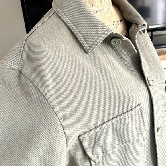 Zara olive soft pocket shirt relaxed fit lapel collar long sleeves button cuff - Picture 8 of 16